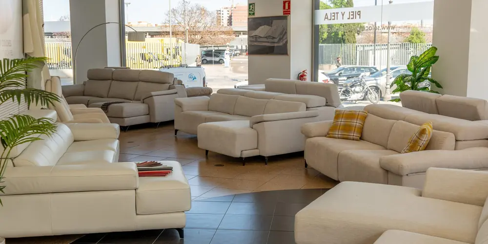 Foto real de la tienda SofaCenter de Valencia